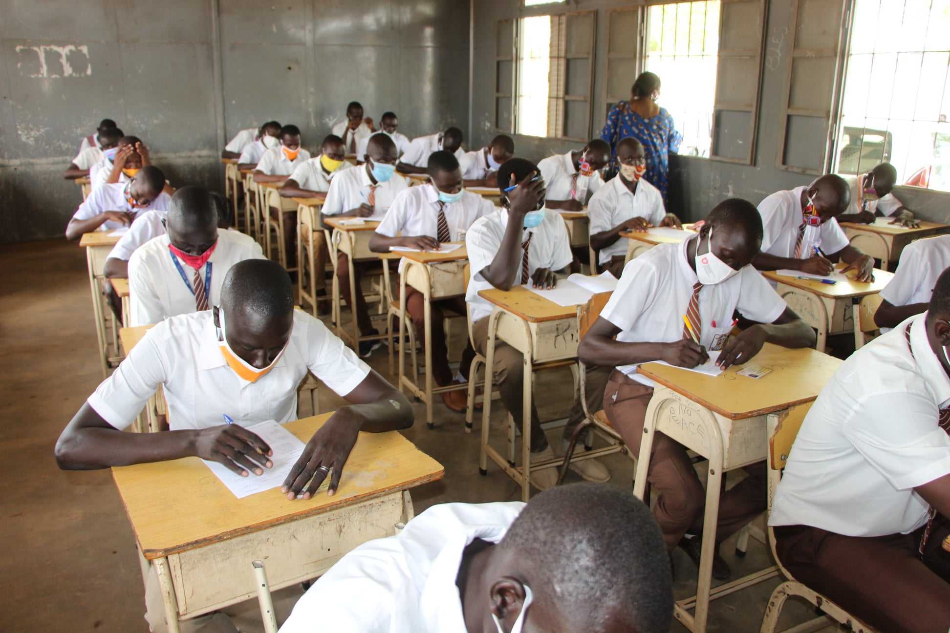 Over 34,000 candidates sit high school leaving exams