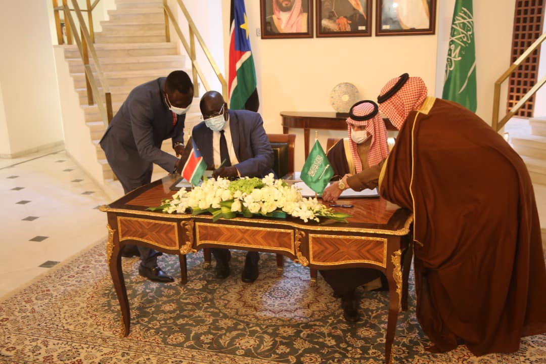 S Sudan, Saudi Arabia sign investment cooperation agreement