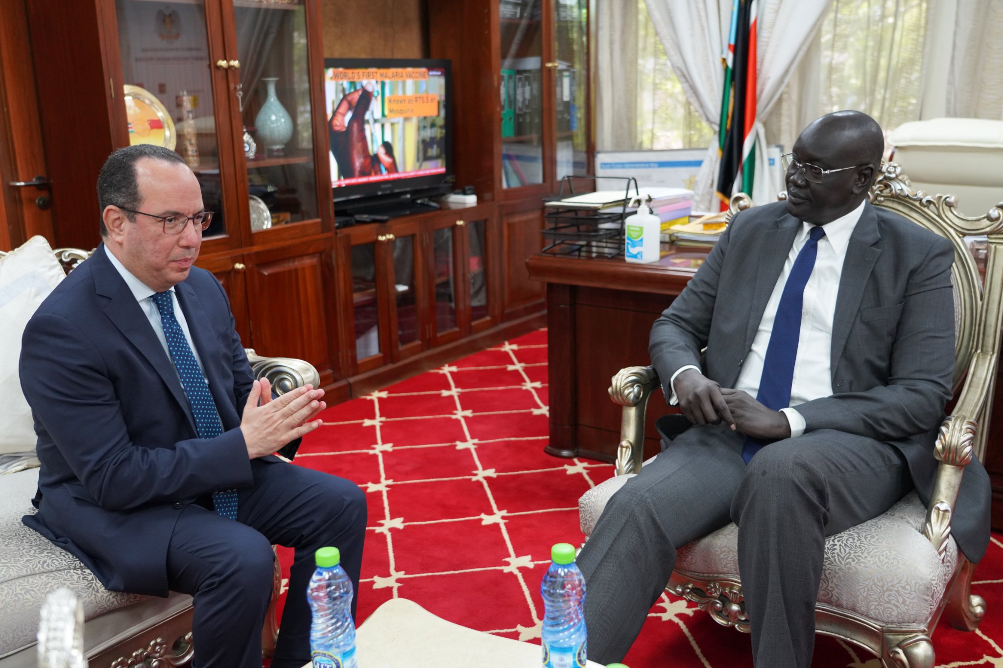 Cairo deepen ties with Juba, offers new building & more scholarships