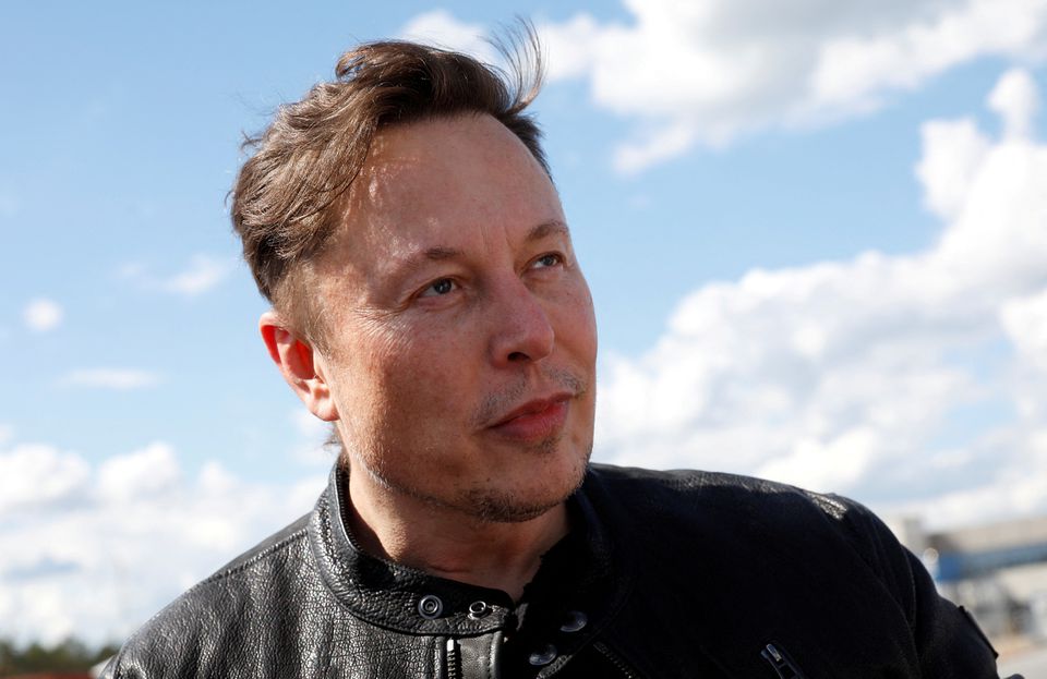 Elon Musk says he was joking about buying Manchester United