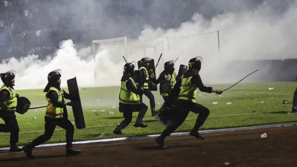 More than 120 dead in Indonesia football riots