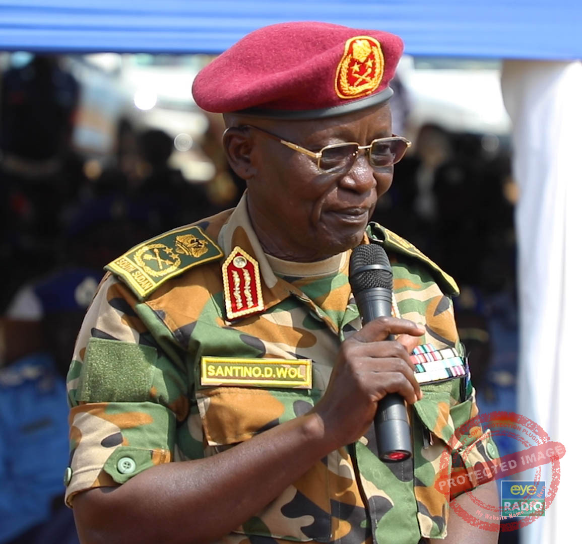 Army chief directs security forces to make civilians safe and feel free