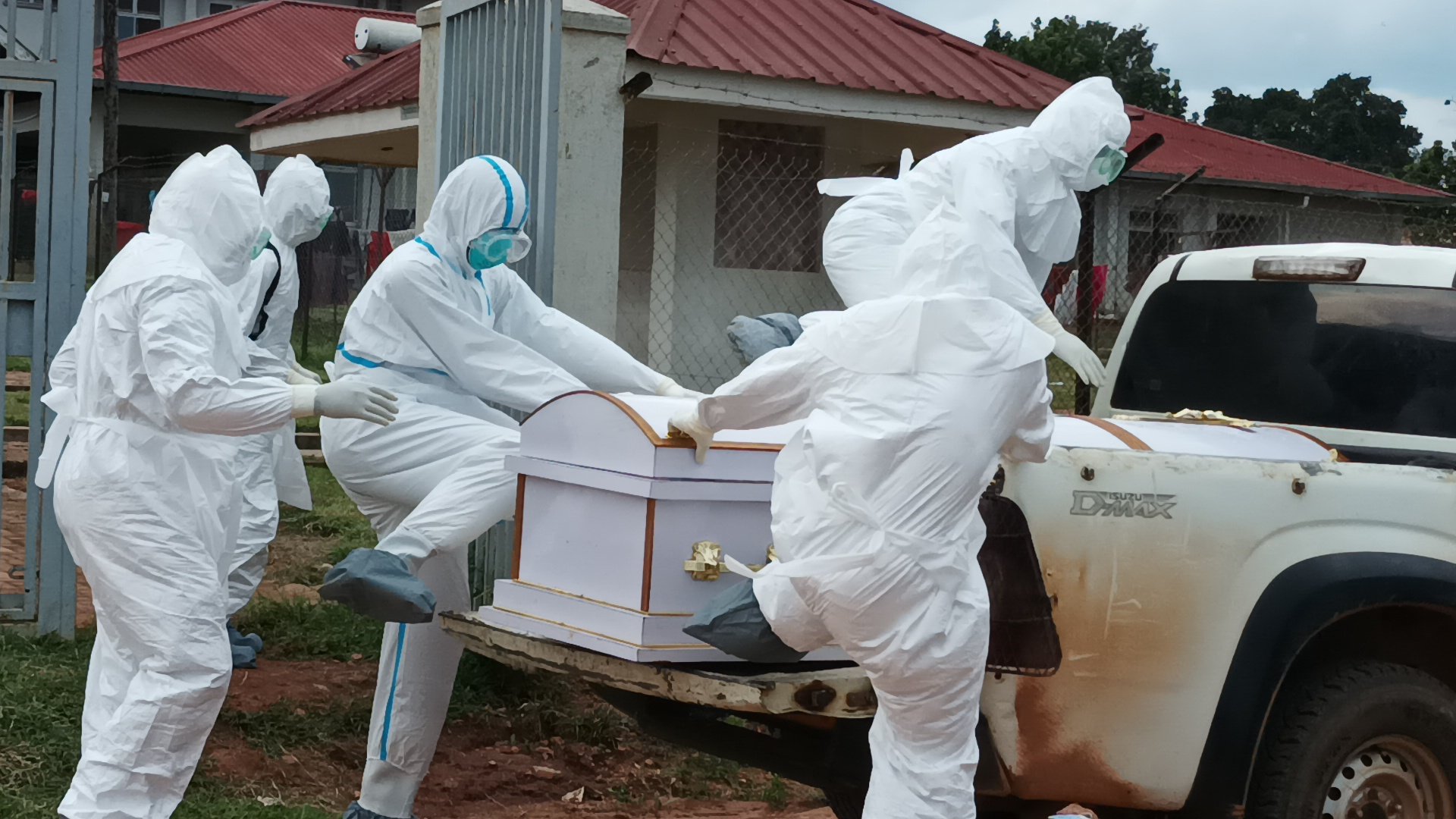 Museveni lifts lockdown in Ebola epicentre