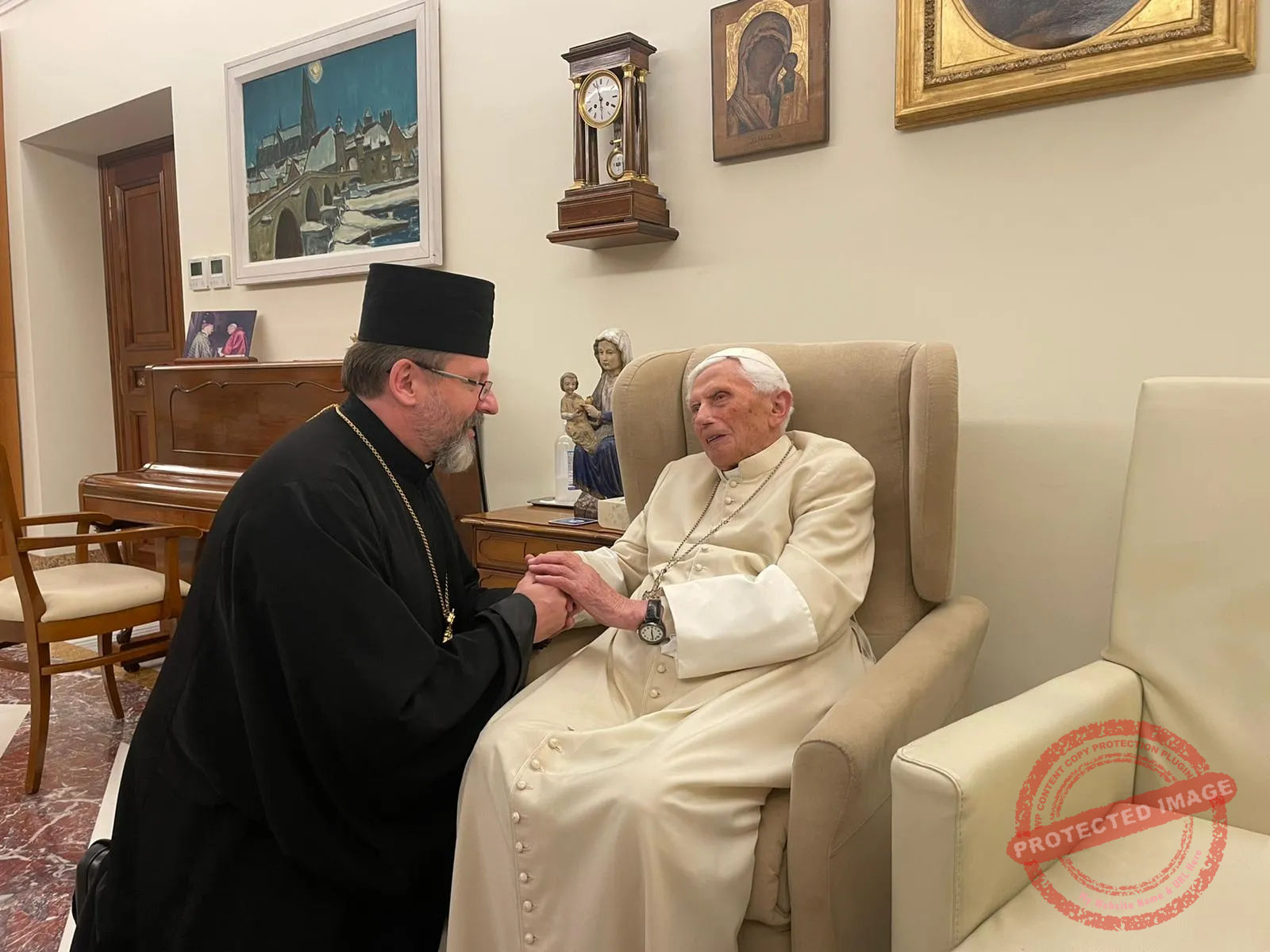 Former Pope Benedict XVI “very sick” – says Vatican