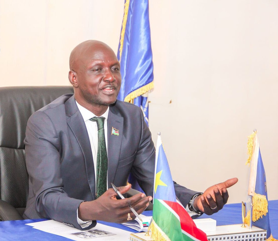 Upper Nile governor sacks Mayor Tharjath