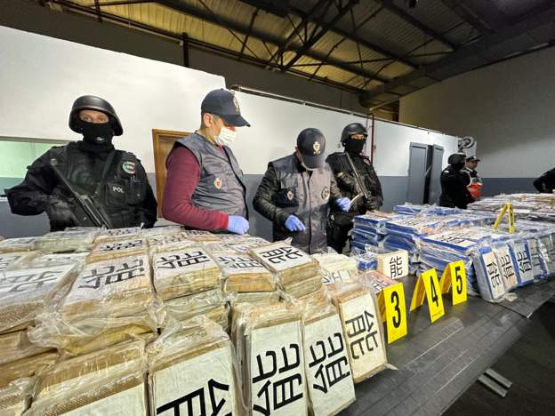 Morocco confiscates 1.4 tonnes of cocaine hidden as bananas