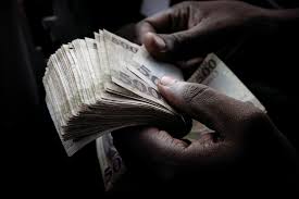 Money dealers ordered to display exchange rates