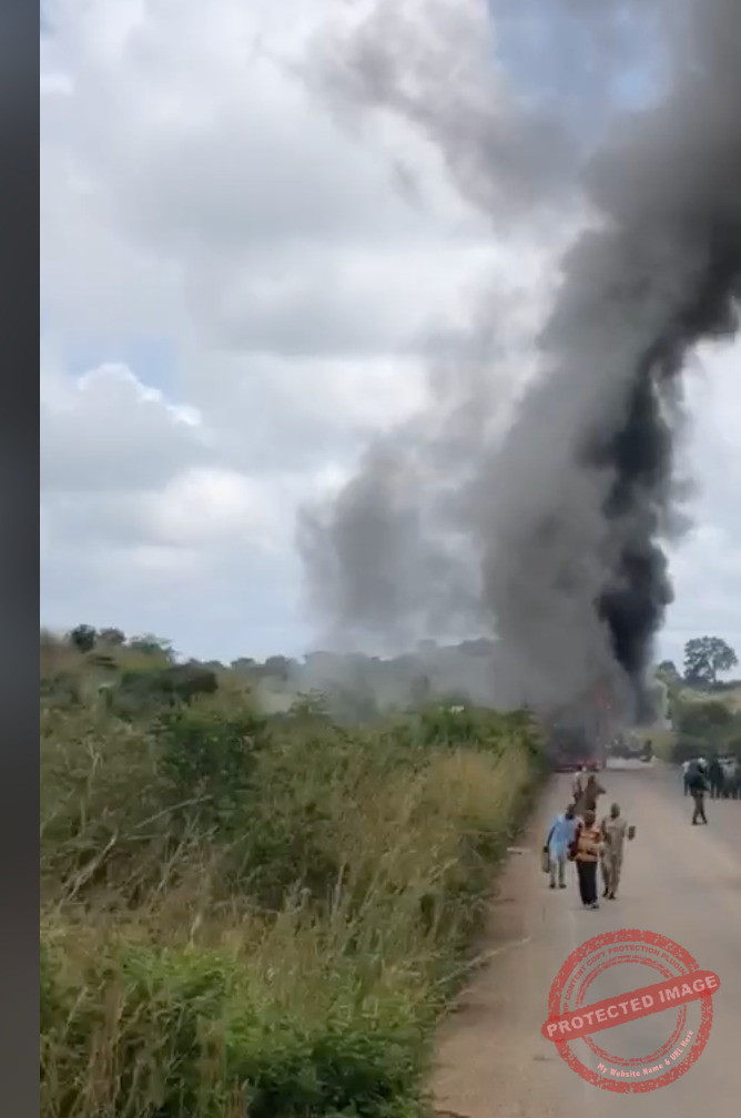E-bus catches fire on highway to Juba, all passengers are safe