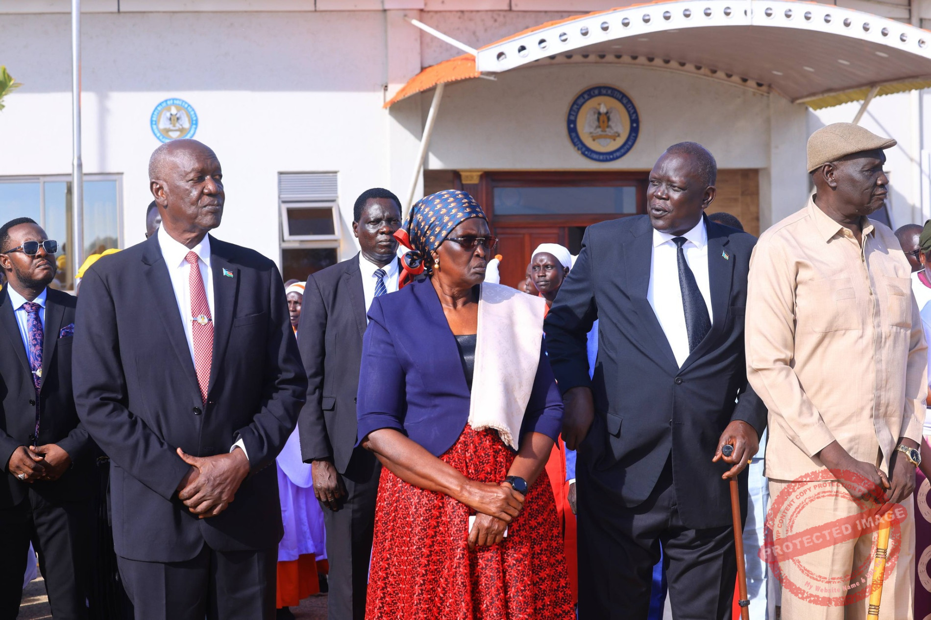 VP Nyandeng, Kuol Manyang Join mourners to Honour Late Bishop Nathaniel Garang