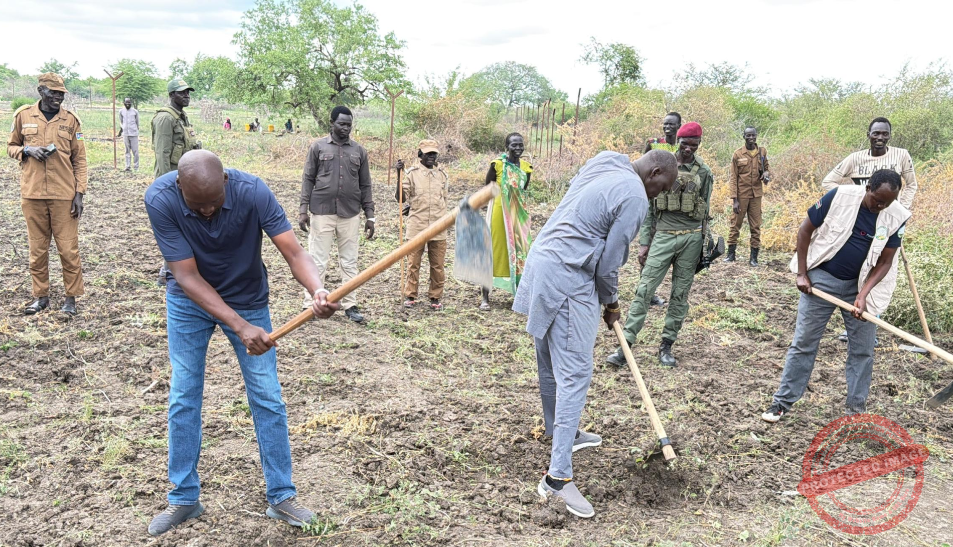 Pibor leaders Yau Yau and Gola launch farming initiative