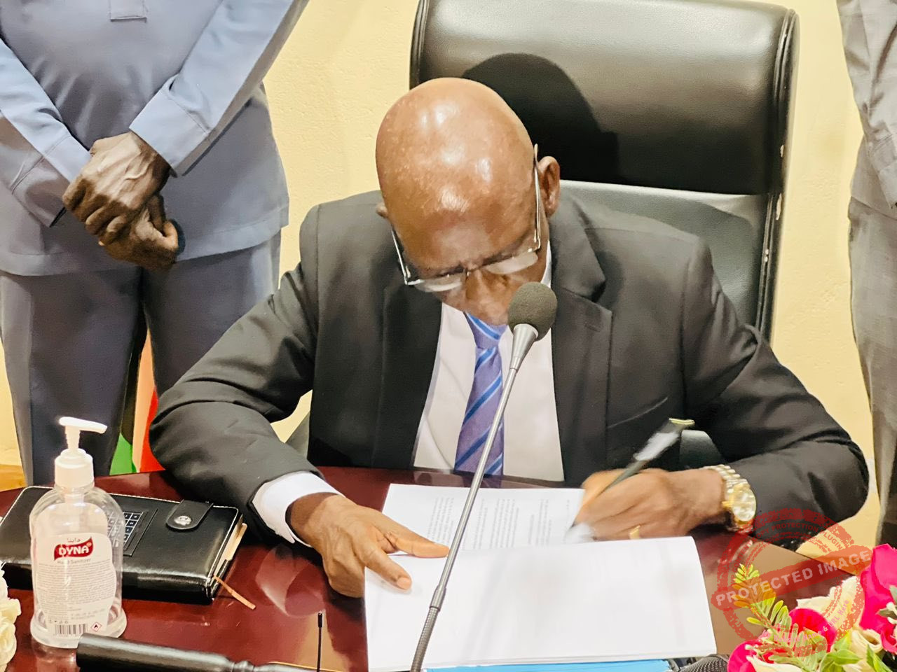 Northern Bahr el Ghazal Governor Signs 2025–2026 Budget of 40.5 Billion SSP