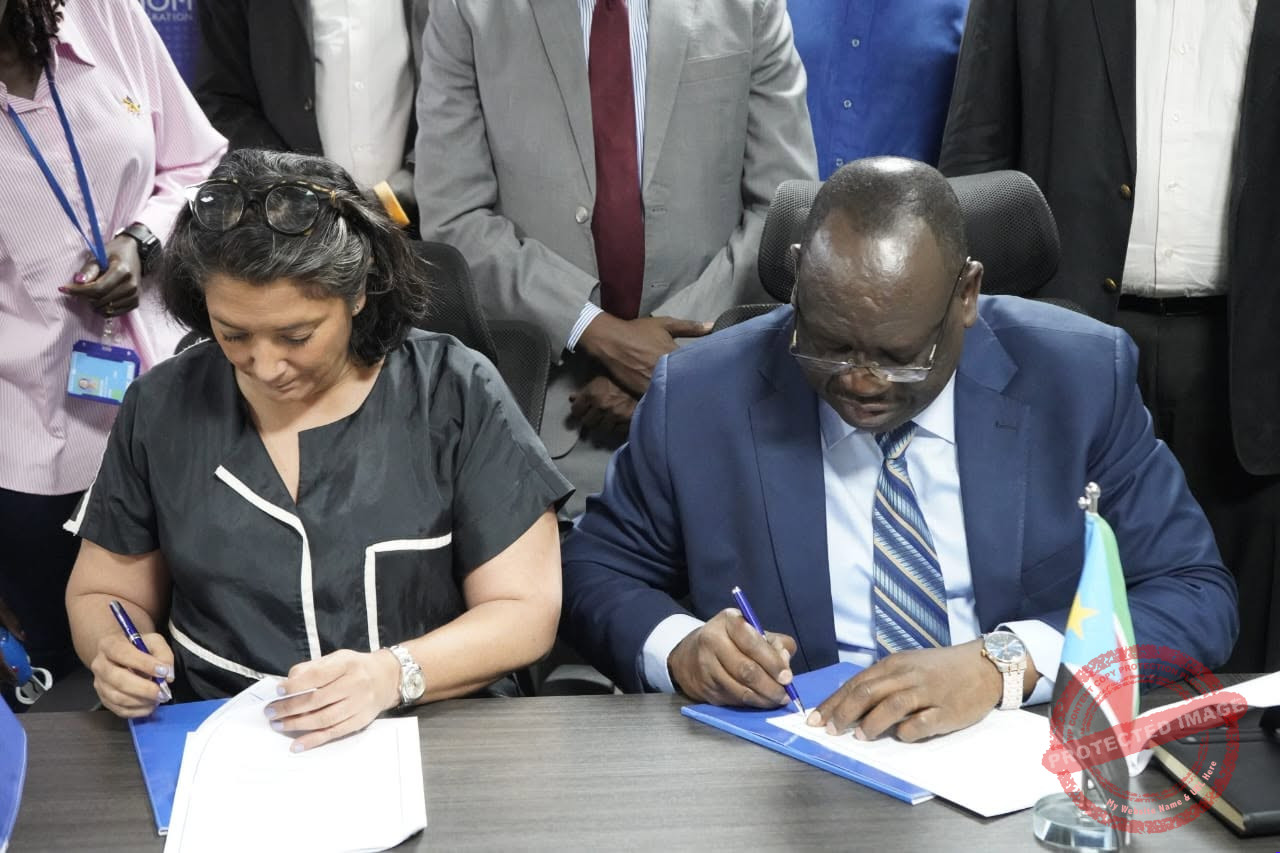 Over 10,000 youth to benefit as Labour Ministry, IOM sign skills training deal