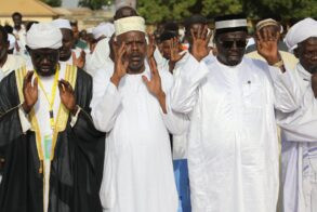 Opposition leader Abdelbagi rallies Muslim vote behind Kiir ahead of elections