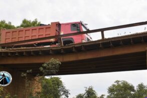Kapuri bridge at risk of structural failure, ministry orders immediate traffic restrictions