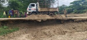 Governor Lobong orders halt to illegal sand mining at Katiko Bridge
