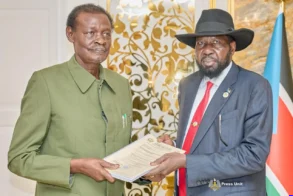 President Kiir receives JEDCO audit report to support energy reforms